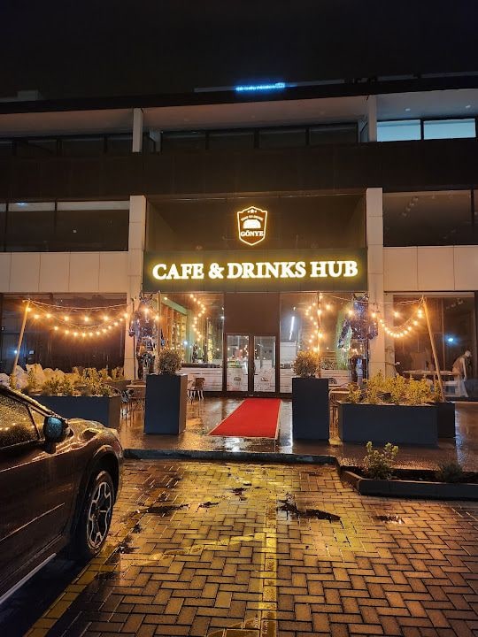 Gönye Cafe & Drinks Hub