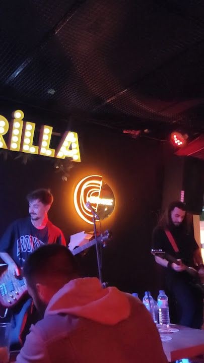 Gorilla Pub