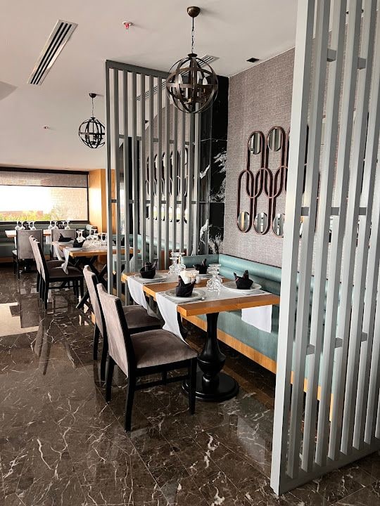Grace Rooftop & Lounge