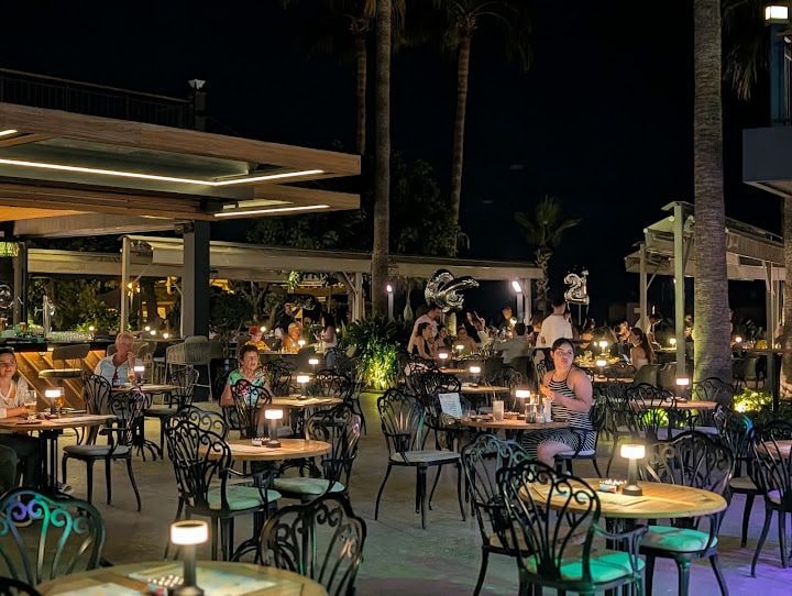 Green Beach Restaurant