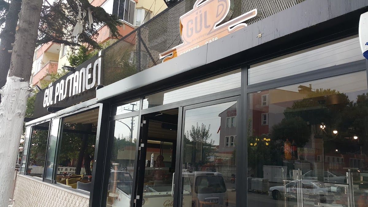 Gül Pastanesi