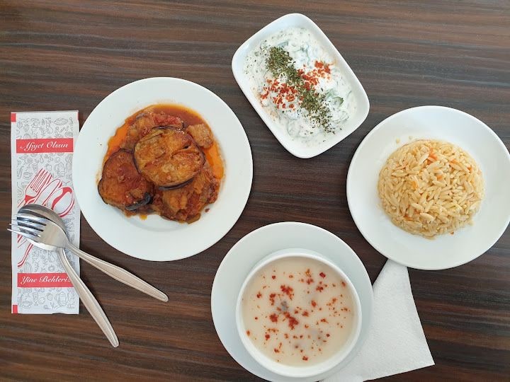 GÜLER ABLA EV YEMEKLERİ