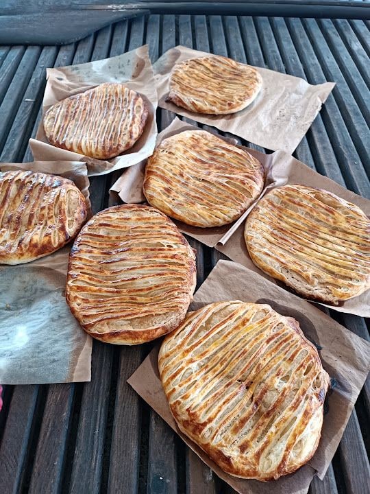 GULER EKMEK DUNYASİ