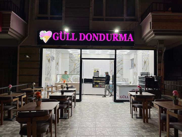 Güll Dondurma