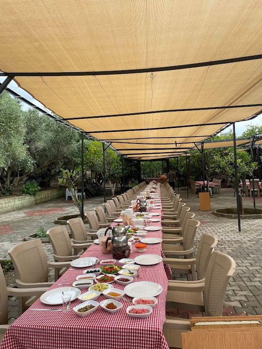 Habibe Teyze ( Köy Kahvaltısı )
