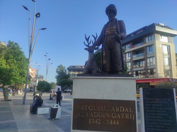 Hacet Meydanı