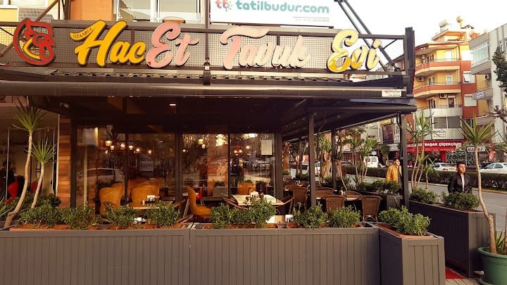 Hacet Tavuk Evi