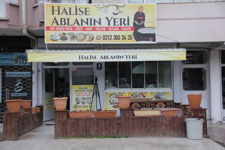 Halise Ablanın Yeri