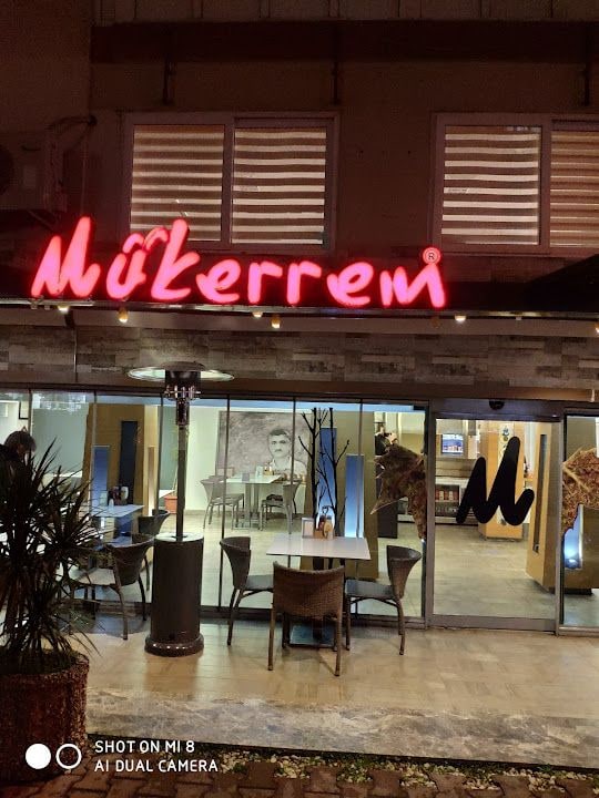 HAMBURGERCİ MÜKERREM