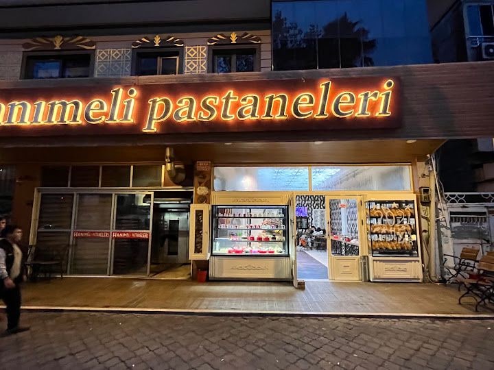 Hanımeli Pastanesi,fırın,unlu Mamüler,nazilli’nin Meşhur Pastacısı