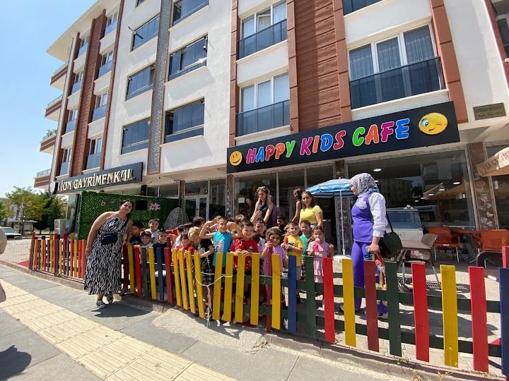 Happy Kids Cafe