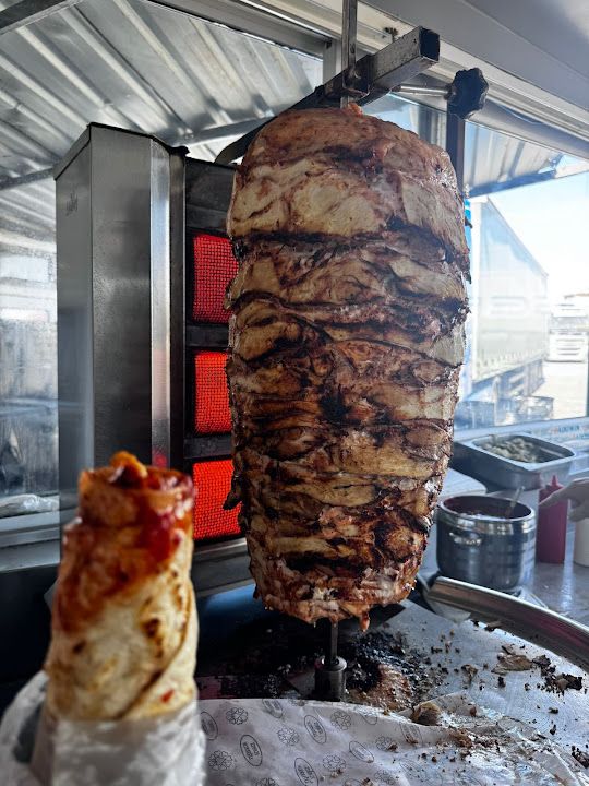 Hatay dostlar kebab salonu