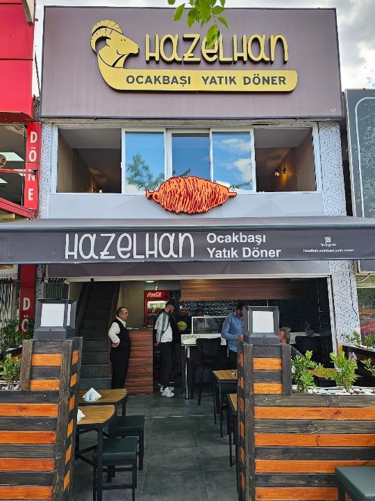 Hazelhan Ocakbaşı Kuzu Yatık Döner