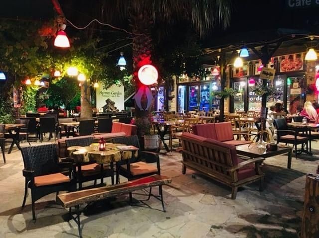 Hermes Cafe&Bistro