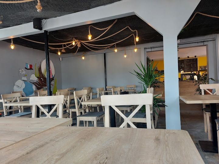 Hideout Coffee Inn