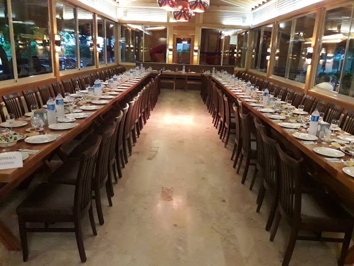 Hilmi Beken Akaryakıt | Market | Restaurant | Catering | Bek Fırın