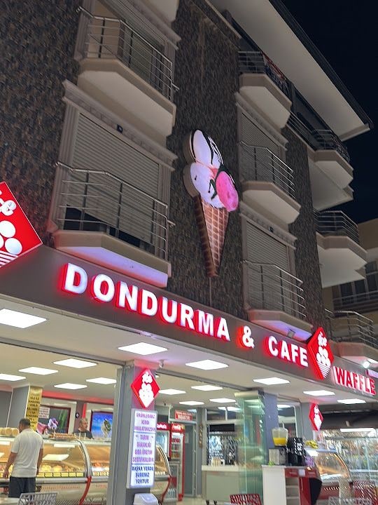 Ice Dondurma Cafe