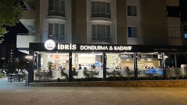 İdris Dondurma Künefe Kadayıf & Helva