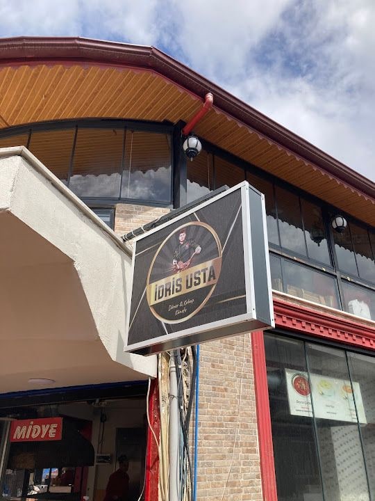 İdris Usta Döner Kebap Künefe Çarşı