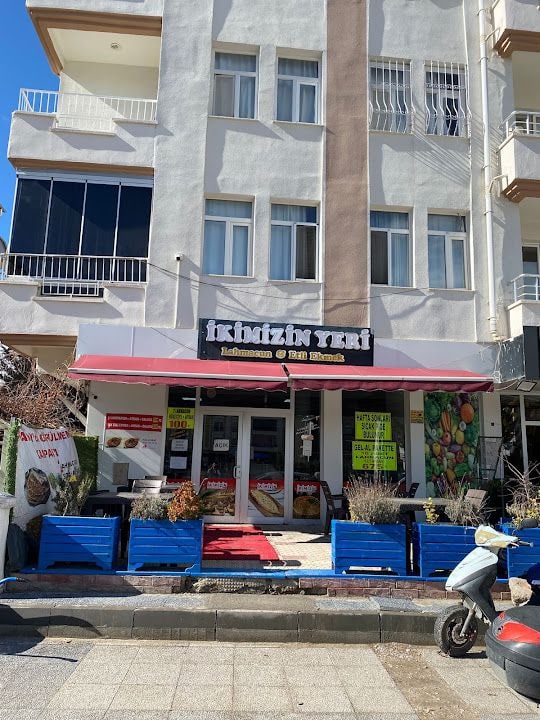 İkimizin Yeri Etli Ekmek Lahmacun Paşacık şube 1