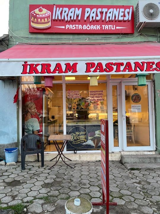 İkram Pastanesi