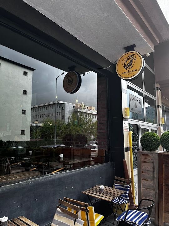 Il Palıo Dı Sıena Pızzerıa
