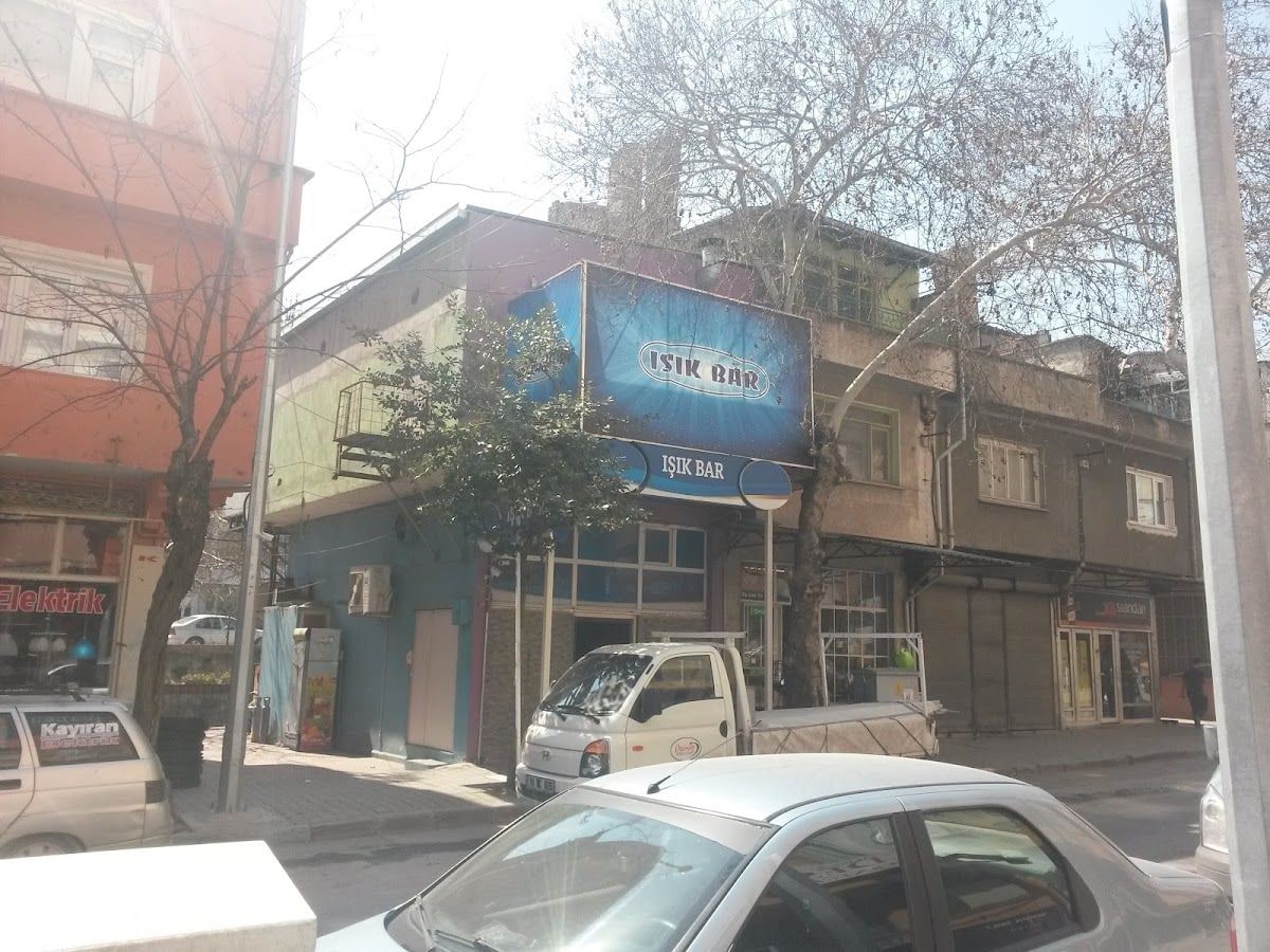 Işık Birahanesi