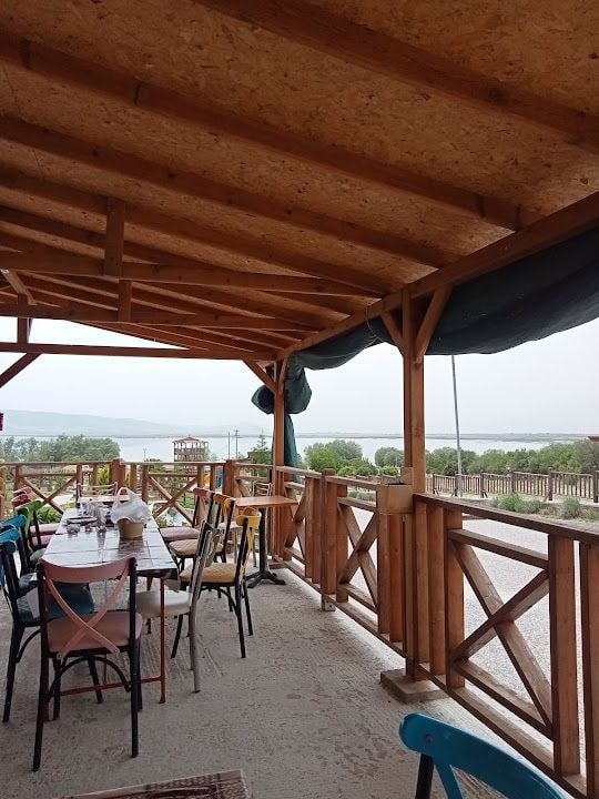 Işıklı Gölü Nilüfer Çiçekleri Tekne Turları,balık-pizza Kafe Restoran Ve Doğal Park