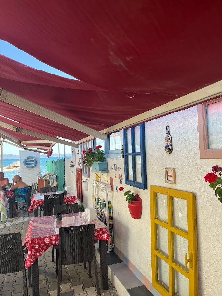 İstanbul Cafe Beach