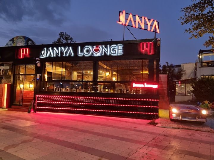 Janya Lounge & Bar