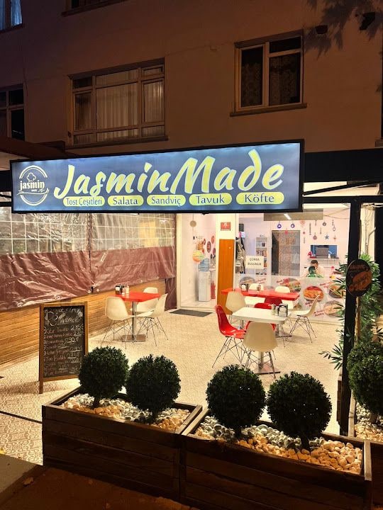 Jasmin Made