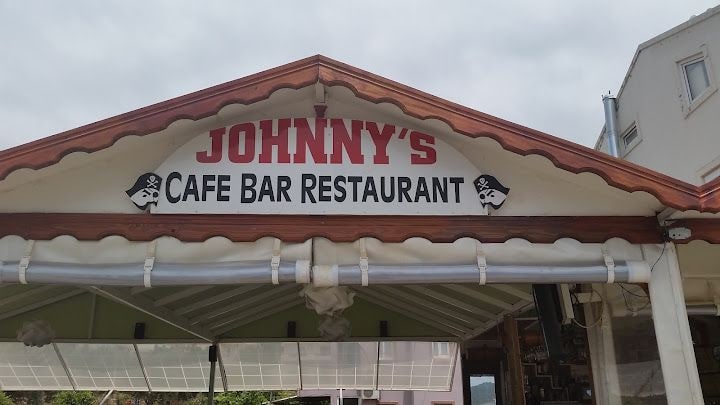 Johnny's Cafe Bar Restaurant