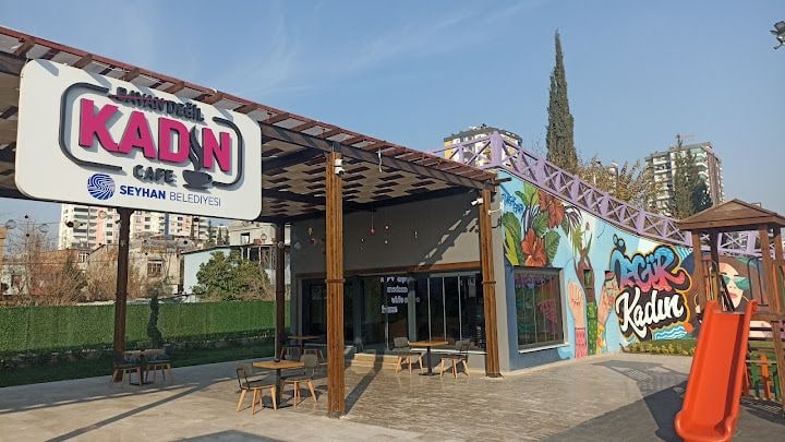 Kadın kafe