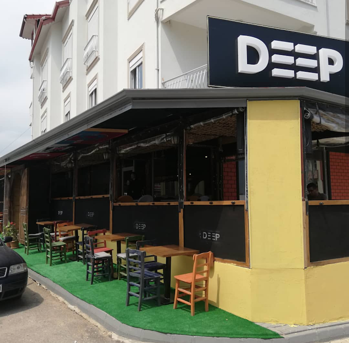 Kafe Deep