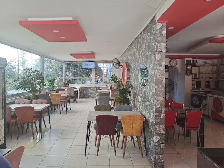 Kahramanmaraşlı Hulusi Usta Dondurma&Künefe (ALPEDO)