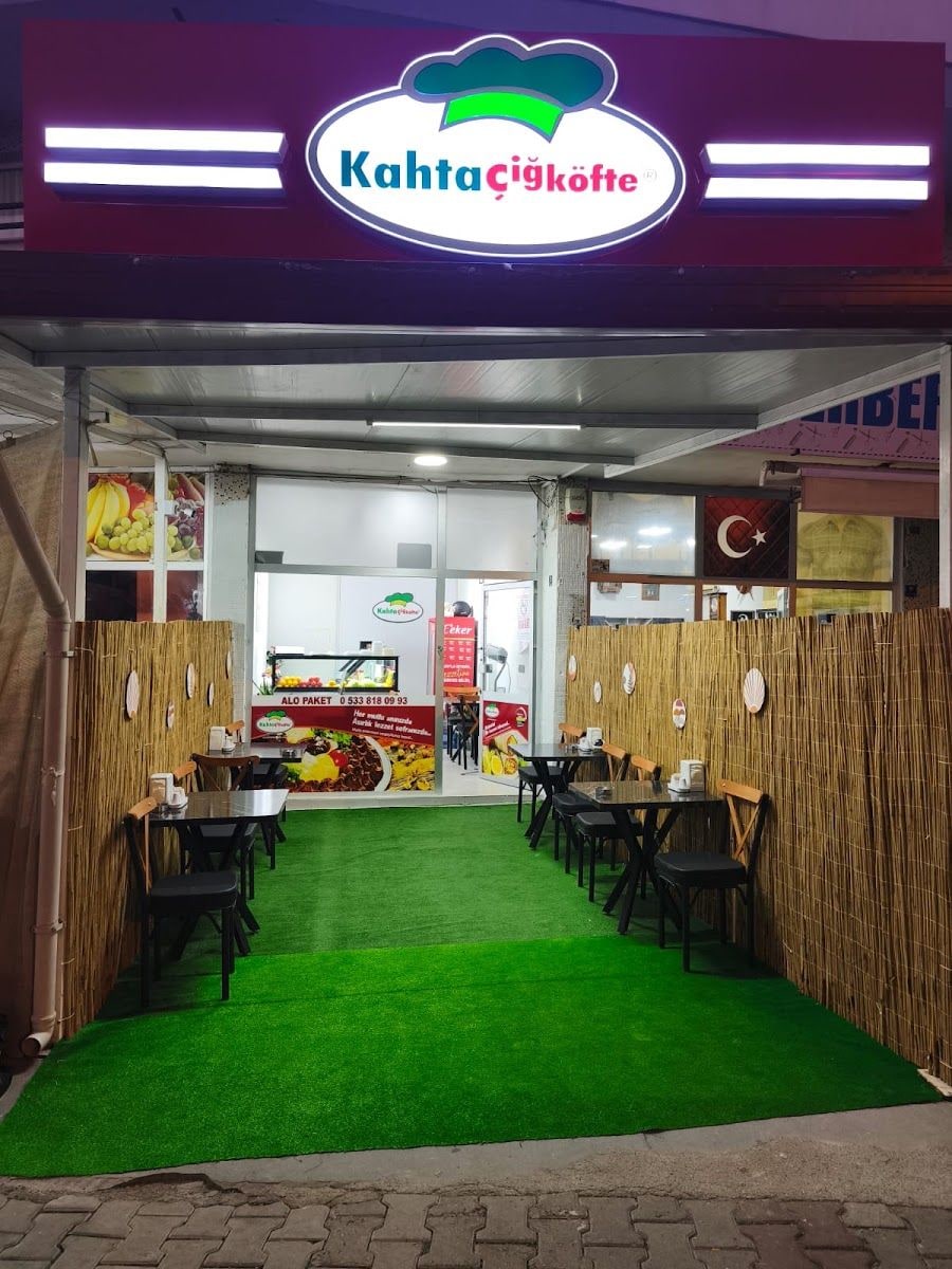 Kahta Çiğköfte Kuşadası