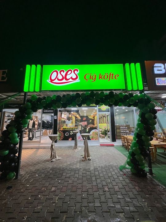 Kahta Oses Çiğ Köfte