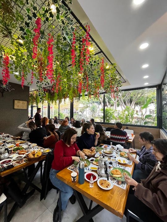 Kahvaltı Noktası (turkish Breakfast Point)