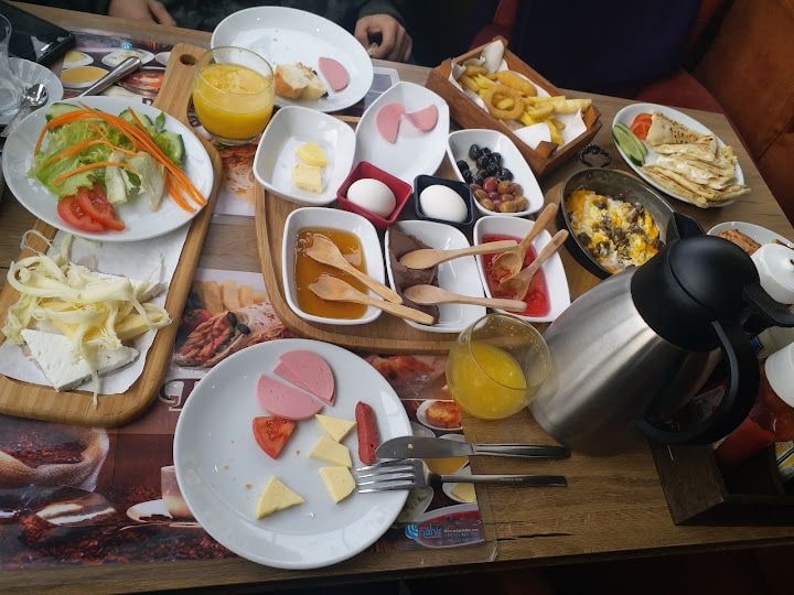 Kahveci Anadolu Cafe Bistro Simit
