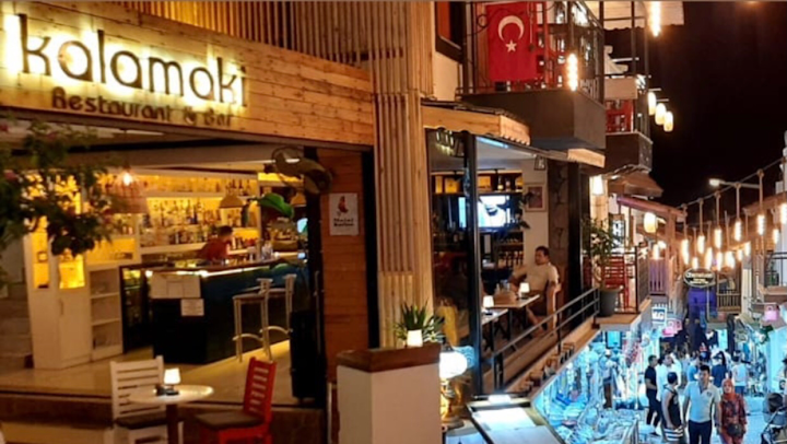 Kalamaki Restaurant & Wine Bar
