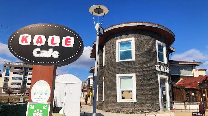 Kale Cafe
