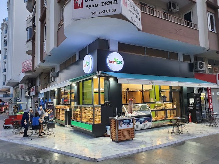 Kamaş Pastane