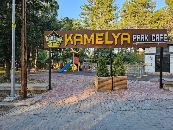Kamelya Park Cafe Aile Çay Bahçesi