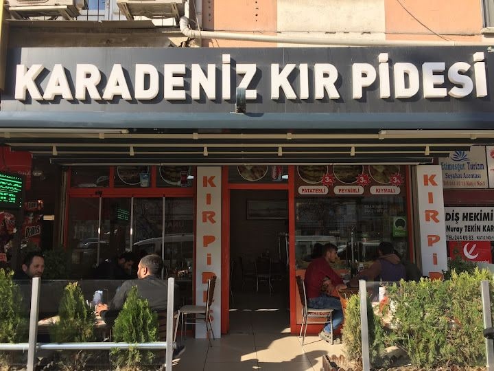 Karadeniz Kır Pidesi