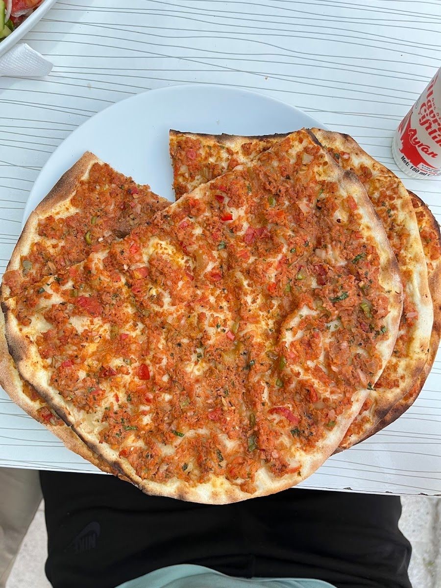 Karadeniz Pide Salonu