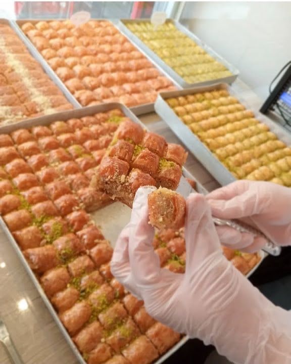 Karagül Baklava