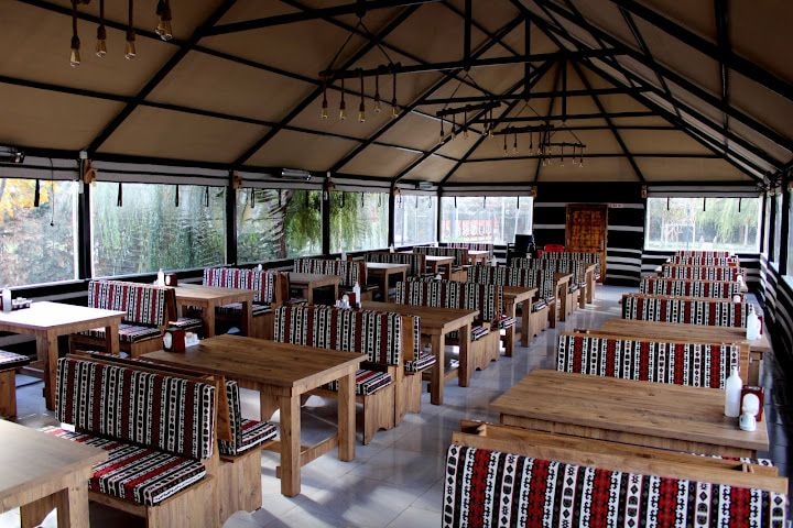 Karahan Et-mangal