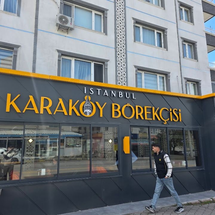 Karaköy Börekçisi