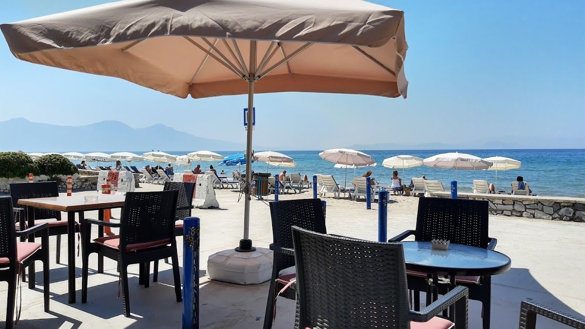 Kardeş Büfe & Cafe Beach