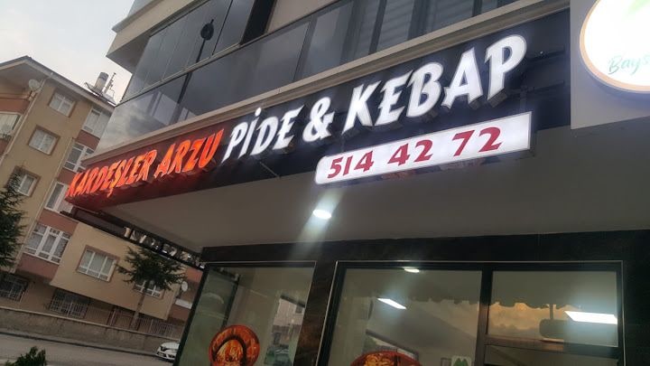 Kardeşler Arzu Pide & Kebap